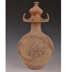 北宋贴塑卷草盖罐